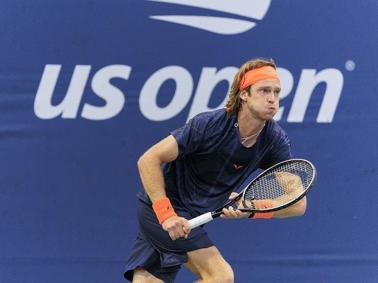 Андрей Рублёв не смог выйти в полуфинал турнира в Цинциннати, уступив Алькарасу