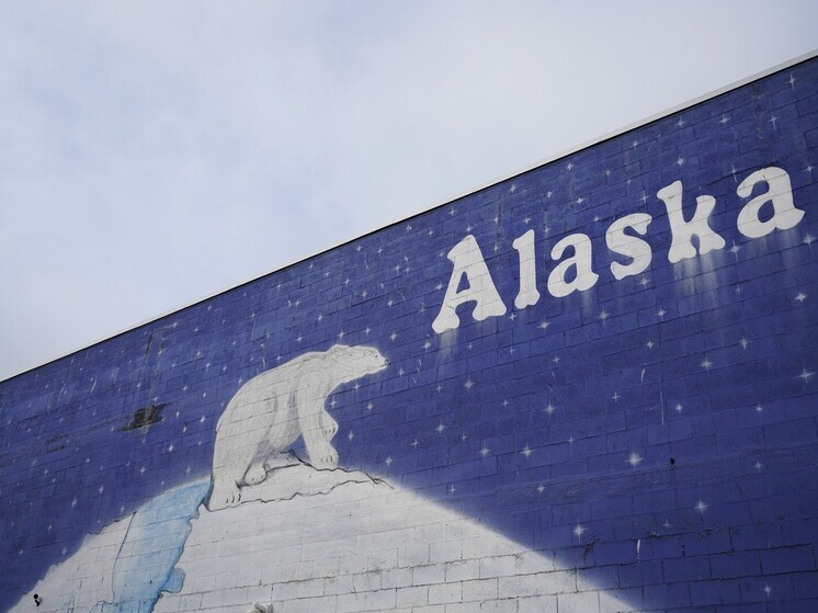 Путин подарил православной церкви на Аляске икону Германа Аляскинского