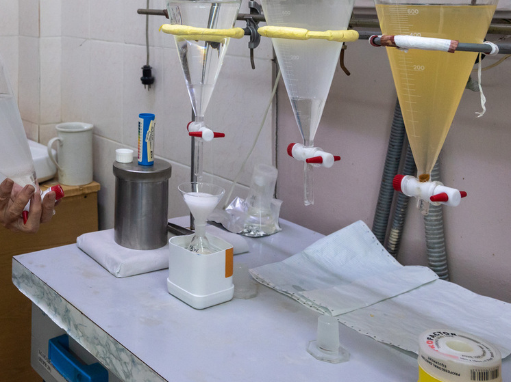 Более 75% нарушений маркировки бутилированной воды выявлены в мелких магазинах