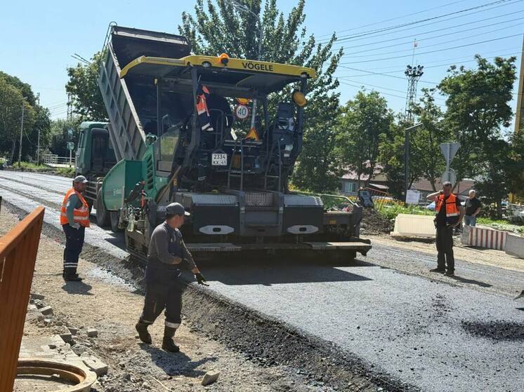 На Камчатке перед выборами спешно доделывают дороги