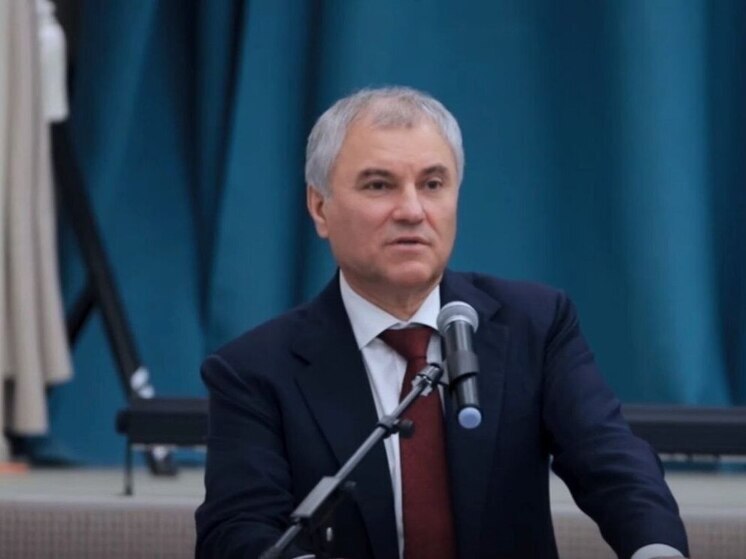 Строительство саратовской набережной завершится следующим летом