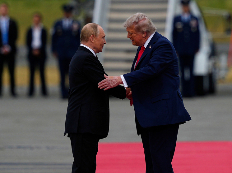 В Сети обсуждают знаки, которые подали на саммите лидеры России и США