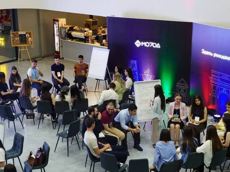 В Доме молодежи в Нальчике стартовал первый форум «Землячество»