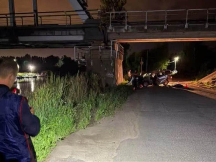 Опора железнодорожного моста унесла жизнь водителя Mitsubishi в Отрадном