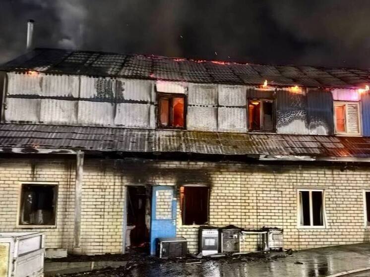 В Михайловске загорелось 240 кв м в частном жилом доме