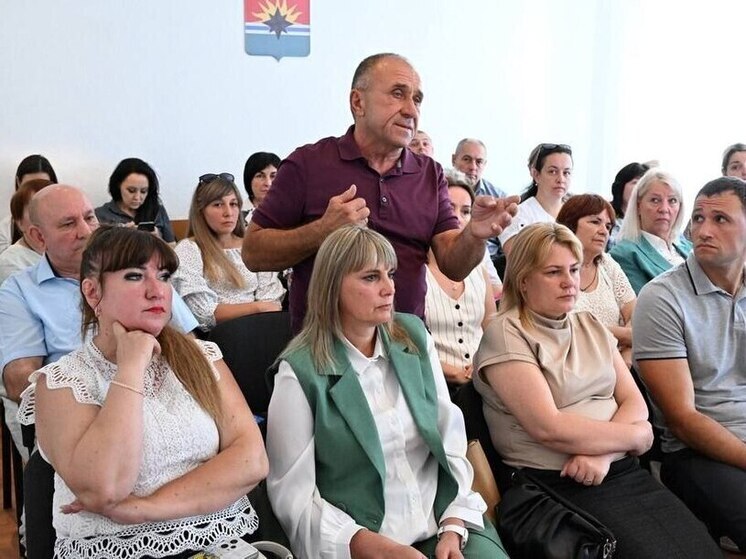 Пушилин встретился с жителями Тореза