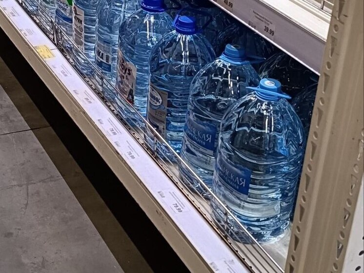 Сто семьдесят две торговые точки в ДНР продают "социальную" воду