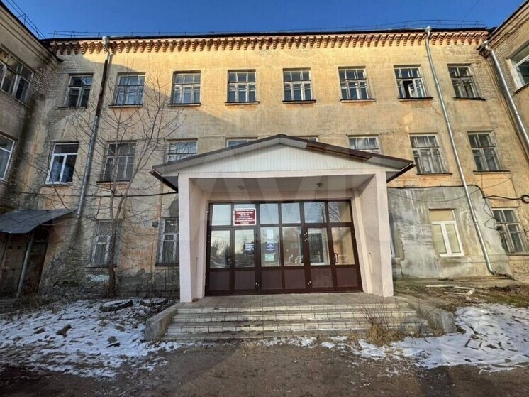 В Тейкове продают здание, в котором находятся суд и приставы