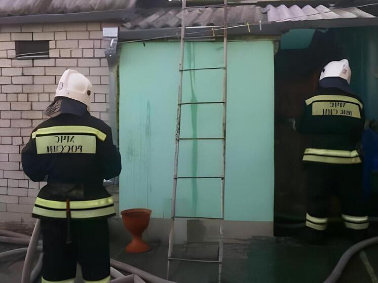 В Острогожском районе Воронежской области при атаке дронов загорелась газовая труба