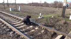 СК показал, как житель Токмака планировал совершить подрыв на ж/д путях