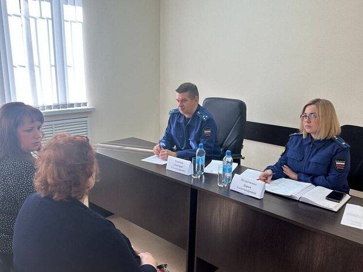 Мобильная приемная прокурора Новгородской области подвела итоги работы