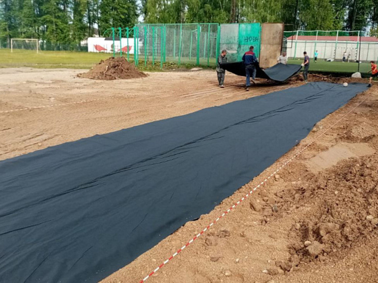 В Плесецке модернизируют стадион "Юность"