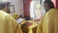 Орловские священники совершили Божественную литургию в медроте