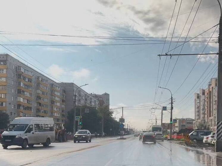 В Омске снова открыли улицу 70 лет Октября после ремонта труб
