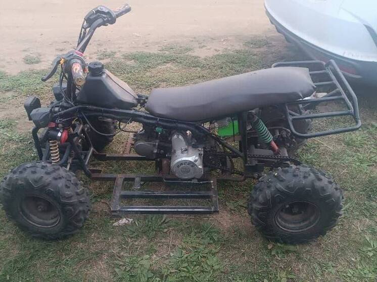 В Братском районе на квадроцикле перевернулись двое детей