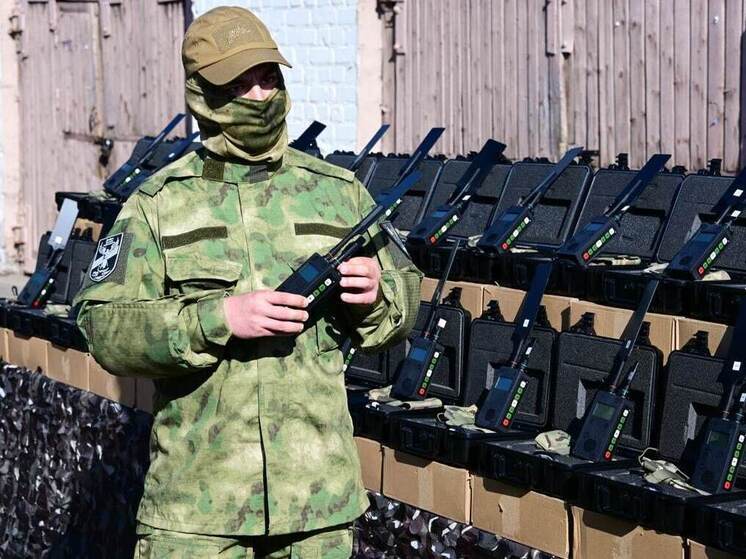 Брянским бойцам передали 150 детекторов БПЛА КонтраБАС