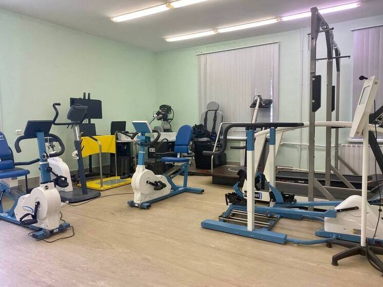 Псковским пациентам помогут восстановиться после тяжёлых заболеваний с помощью новых тренажёров