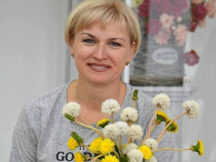 «Одуванчик - величественный сорняк»: тулячка создала уникальную выставку