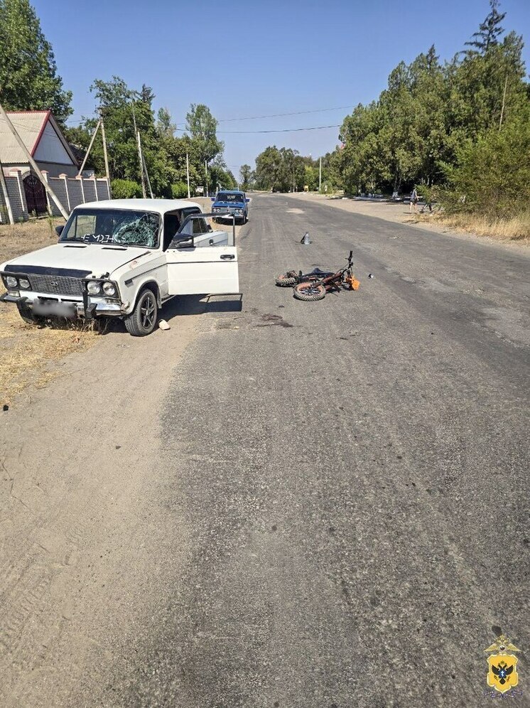 В Голопристанском округе столкнулись электромопед и ВАЗ – пострадала женщина