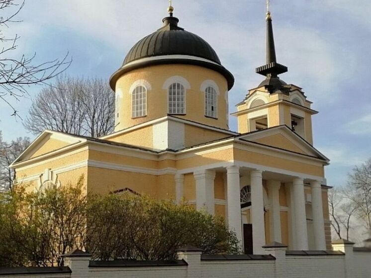 В Тарханах отреставрировали церковь Михаила Архистратига
