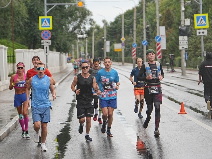Жители Самары возмутились марафоном в центре города 17 августа