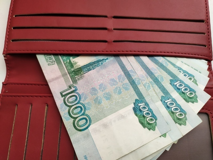 Вологодские студентки с 1 сентября начнут получать увеличенное пособие по беременности и родам