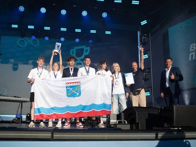 Школьники из Кировска победили во всероссийском финале «Вызова Первых»