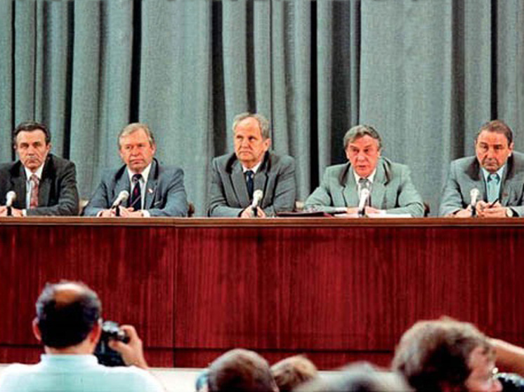 Август-1991 оказался поражением для всей страны