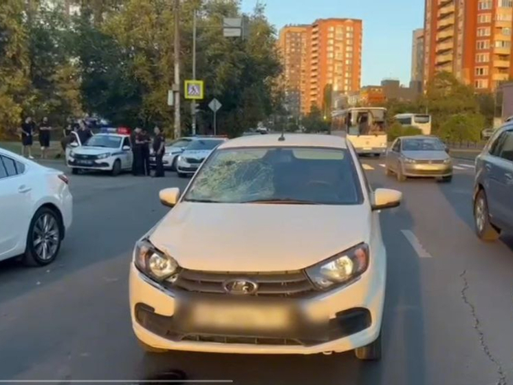 В Ростове водитель сбил 16-летнюю девочку на пешеходном переходе