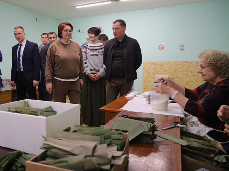 В Новодвинске обсудили вопросы поддержки участников СВО на встрече губернатора с добровольцами