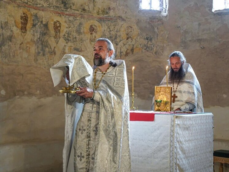 Праздничное богослужение состоялось в Спасо-Преображенском соборе