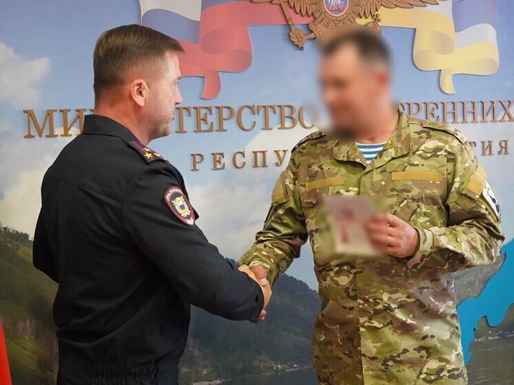 Уроженец Молдовы, участвовавший в СВО получил в Бурятии паспорт гражданина России