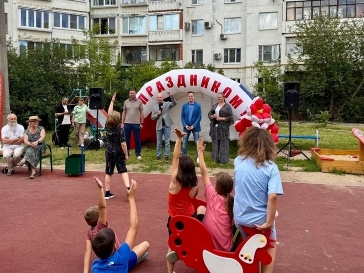 В Рязани открыли новую детскую площадку в посёлке Мехзавода