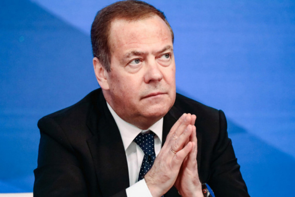 Медведев назвал итог встречи Трампа и Зеленского