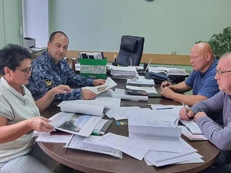 В Скопинском районе установят 40 изготовленных в колонии мусорных контейнеров
