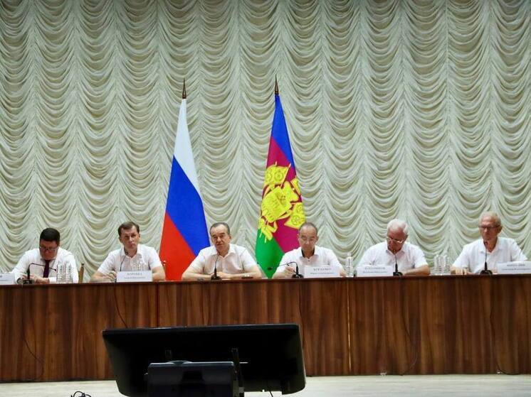 Вениамин Кондратьев и Юрий Бурлачко приняли участие в съезде АККОР в Тимашевском районе
