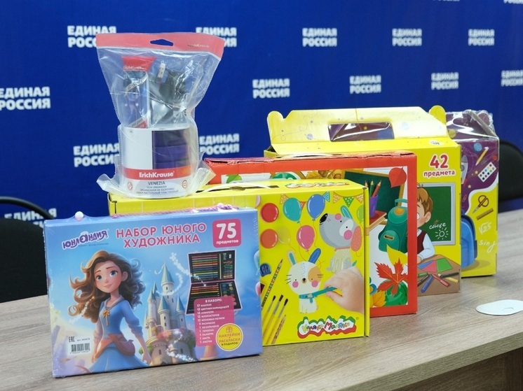 Коммунальщики НАО приняли участие в акции «Собери ребёнка в школу»