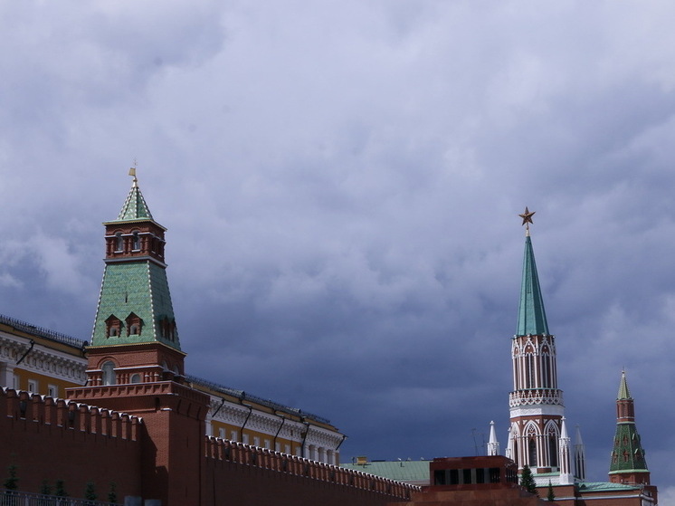 Отказ Зеленского от встречи с Путиным в Москве неожиданно объяснили