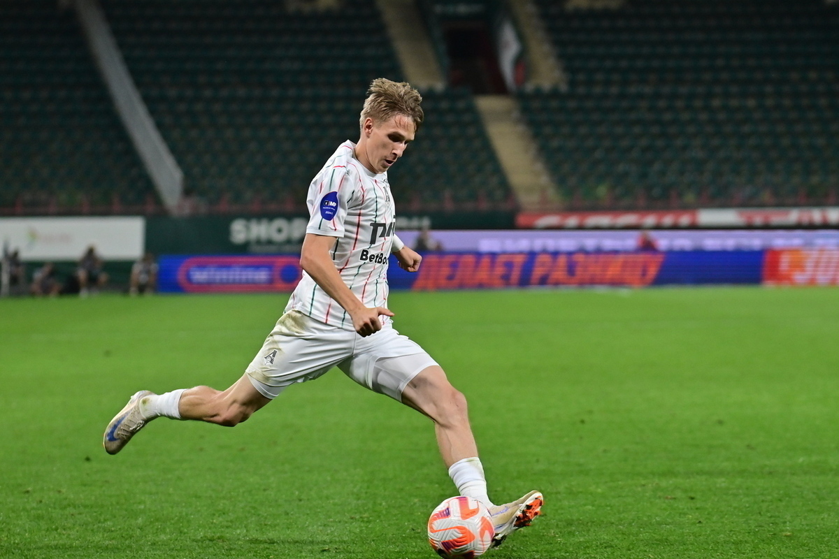 «Локомотив» сообщил о трансфере Самошникова в «Спартак»