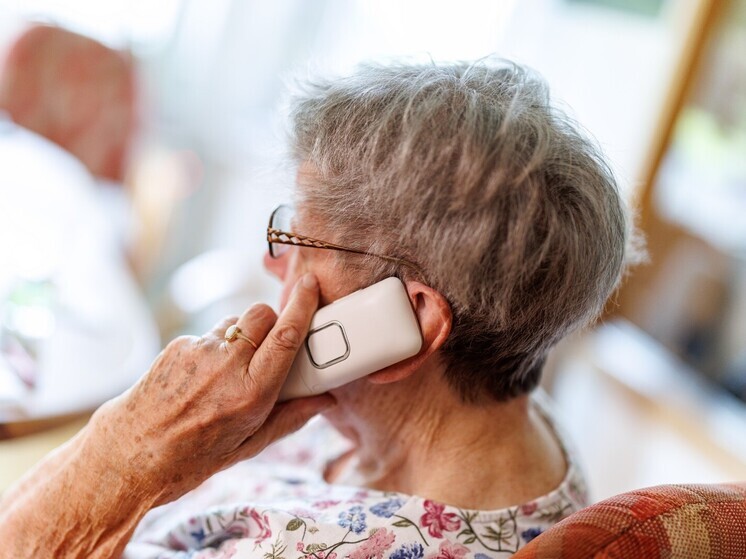 Мошенники нашли способ заставить россиян звонить им первыми