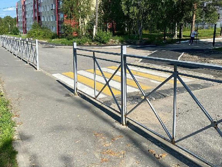 Прокуратура добилась обустройства тротуара у школы в Зеленоборском