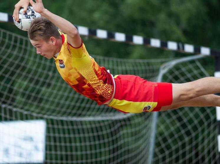 Команда из Чебоксар выиграла межрегиональный турнир по пляжному регби