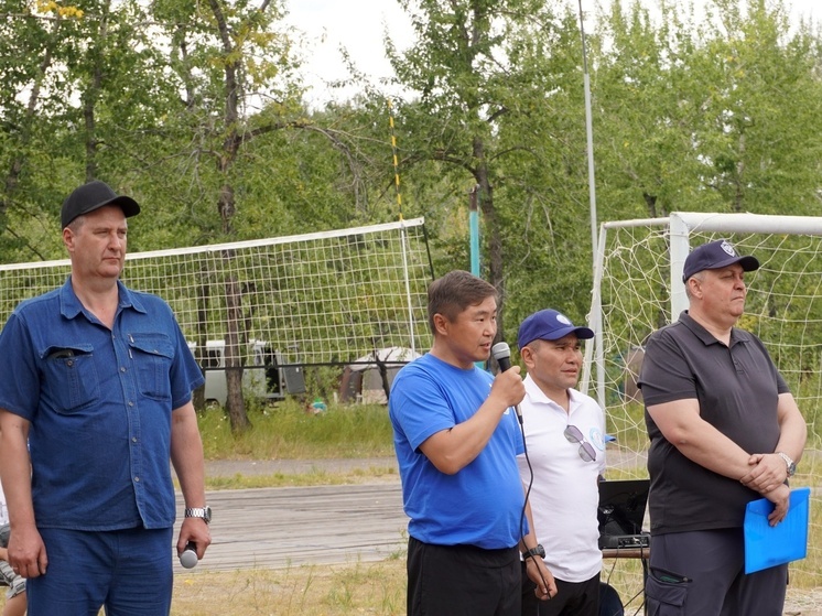 Команда Кызылского городского суда заняла почетное второе место на спартакиаде среди судов республики
