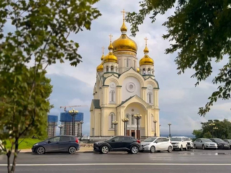В Хабаровске завершают обновление разметки на улице Ленина