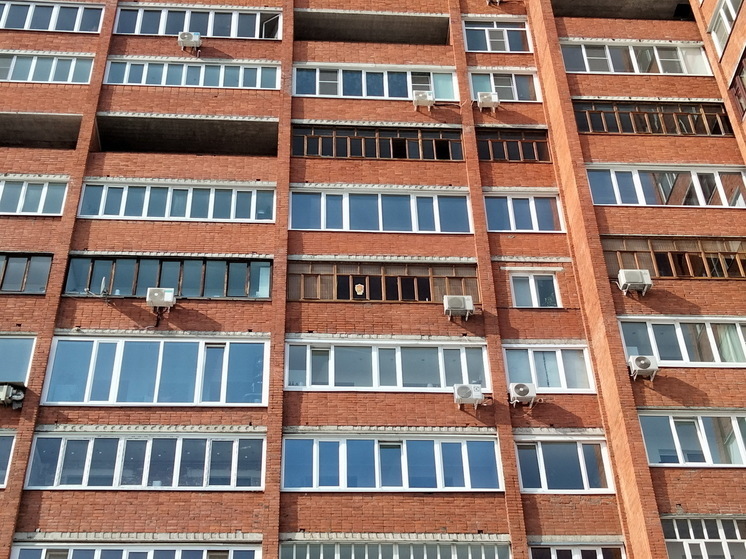 Как добиться идеально чистых окон без разводов: проверенный метод с содой и газетами