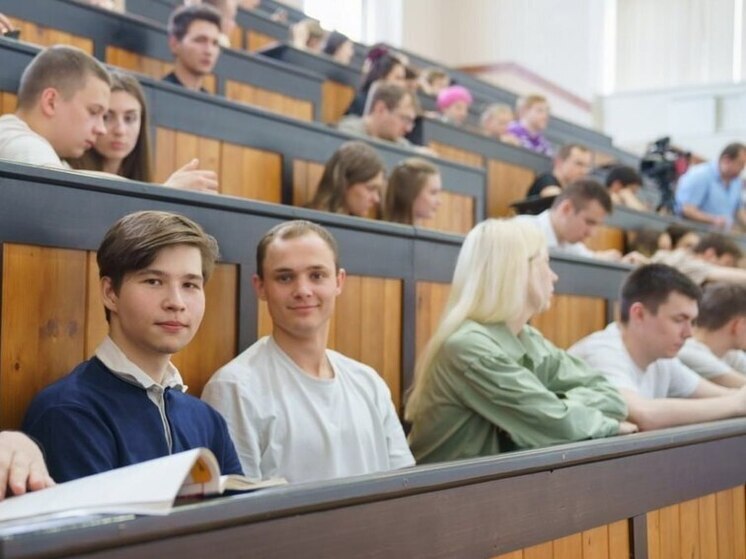 Более 4 тысяч ивановских выпускников поступили на бюджетные места в колледжи