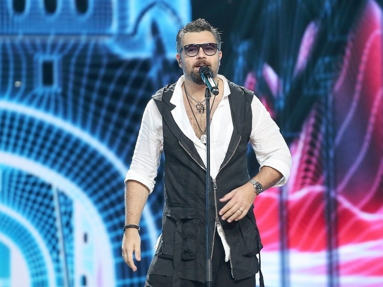 Певец Чумаков признался, что уже дает концерты после операции на позвоночнике