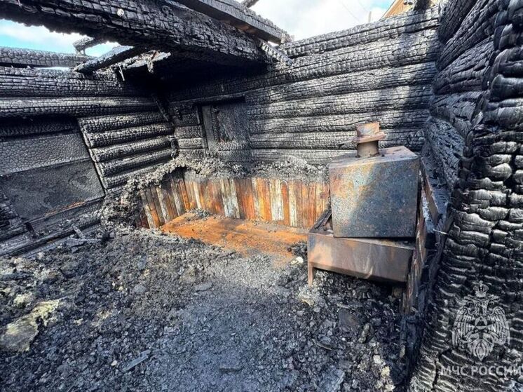 В Лежневском районе сгорела баня