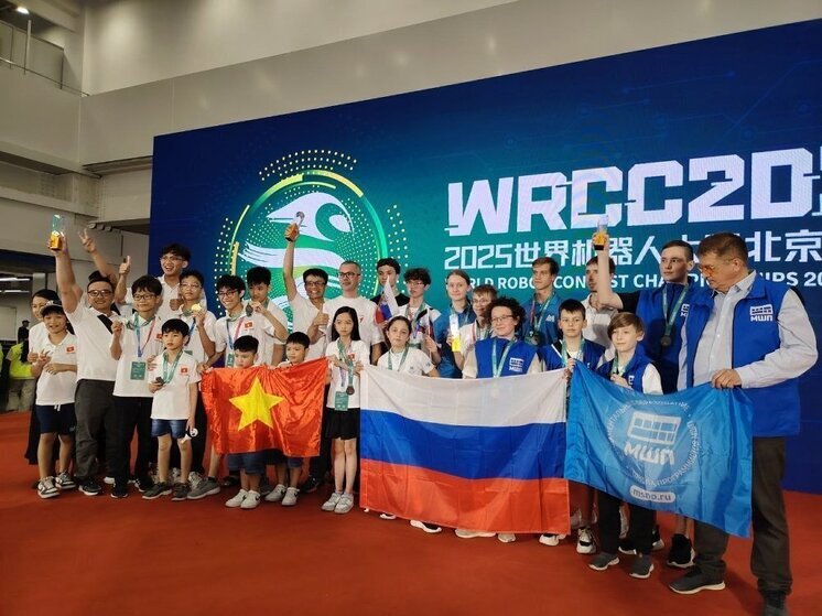 Юные магнитогорцы покорили чемпионат мира по робототехнике в Китае