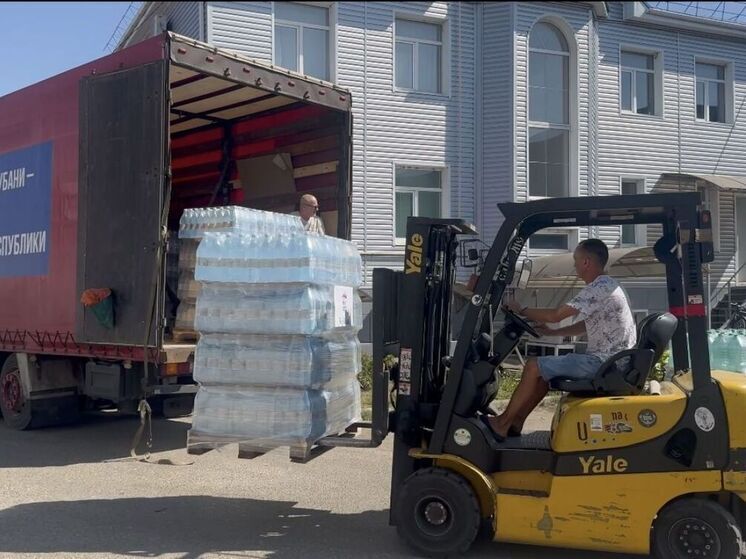 «Единая Россия» организовала доставку свыше десяти тонн питьевой воды из Краснодарского края в ДНР